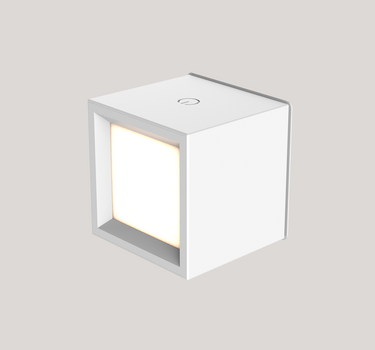 BOX 8 Vierkante draadloze wandlamp voor binnen