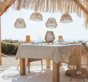 Decoratieve slinger van natuurlijke raffia franjes