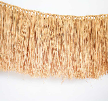 Decoratieve Lichslinger Van Natuurlijke Raffia Franjes