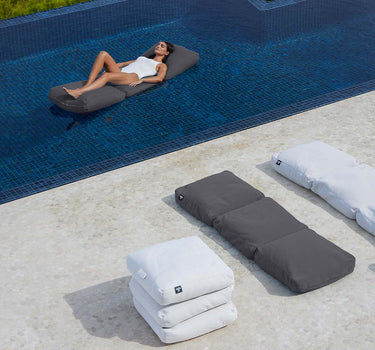 Drijvende lichte matras