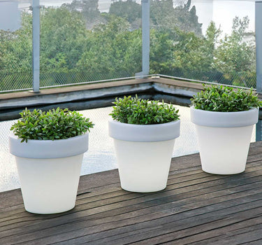 RONDE PLANTENBAK MET MAGNOLIA LICHT 45