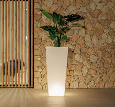 Hoge bloempot met licht Melisa