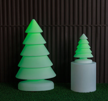 Besneeuwde kerstboom 40