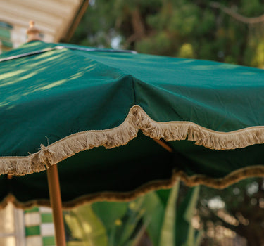 Vintage groene parasol met franjes TULUM ø230