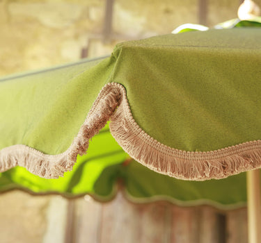 Vintage groene parasol met franjes TULUM ø230