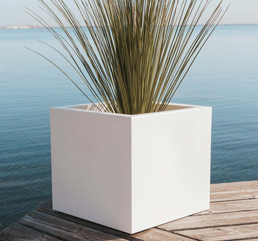 Vierkante bloempot in NARCISO 50 kleur